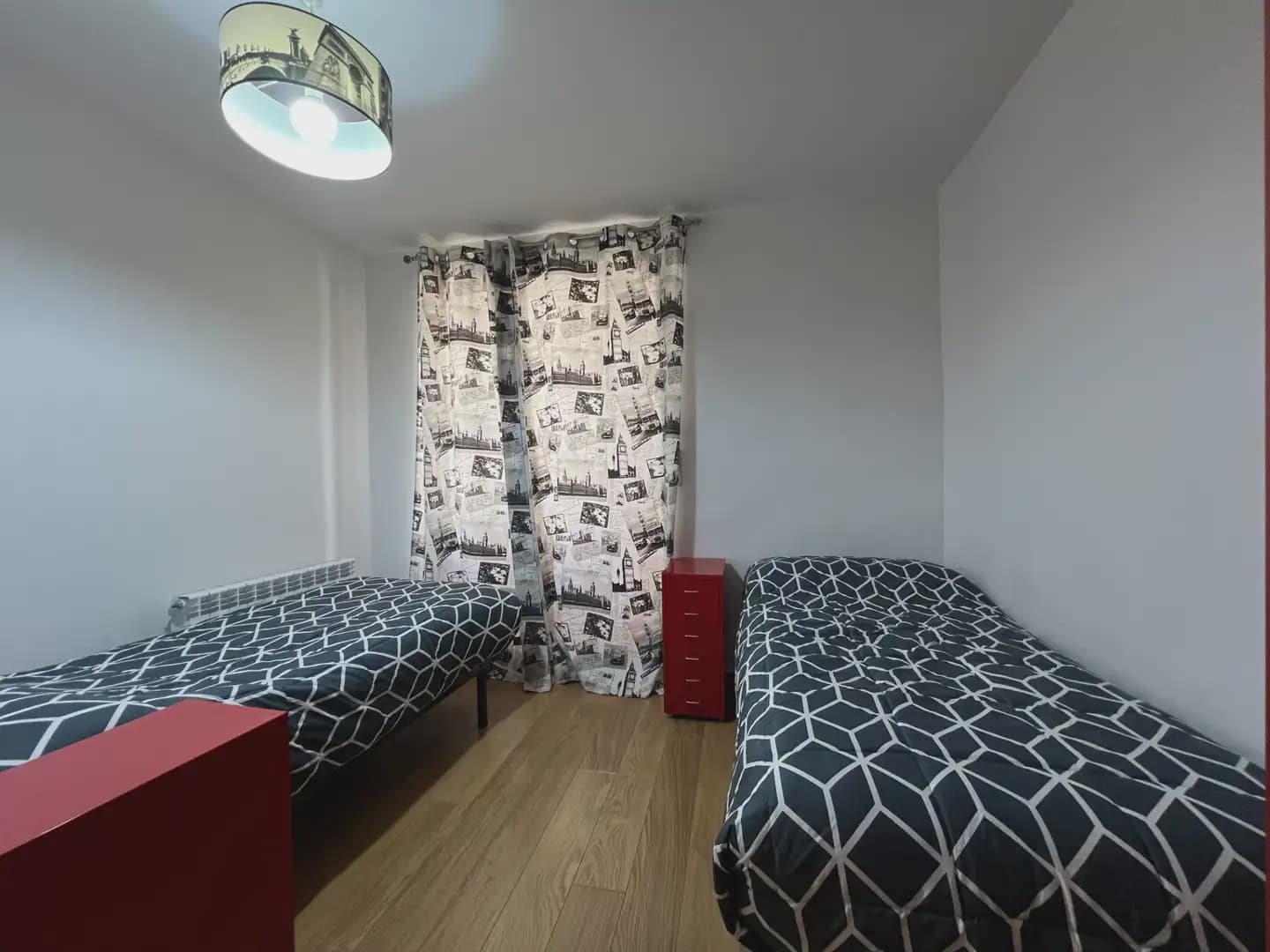 5 Zimmer Wohnung zu verkaufen in Jaca - 410.000 € (Ref: 9963513)