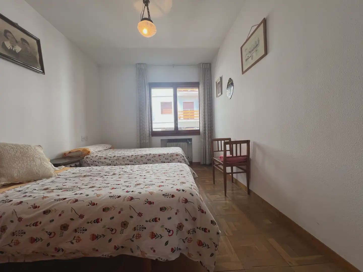 5 bedroom Flat for sale in Jaca with garage - € 330,000 (Ref: 9963515)
