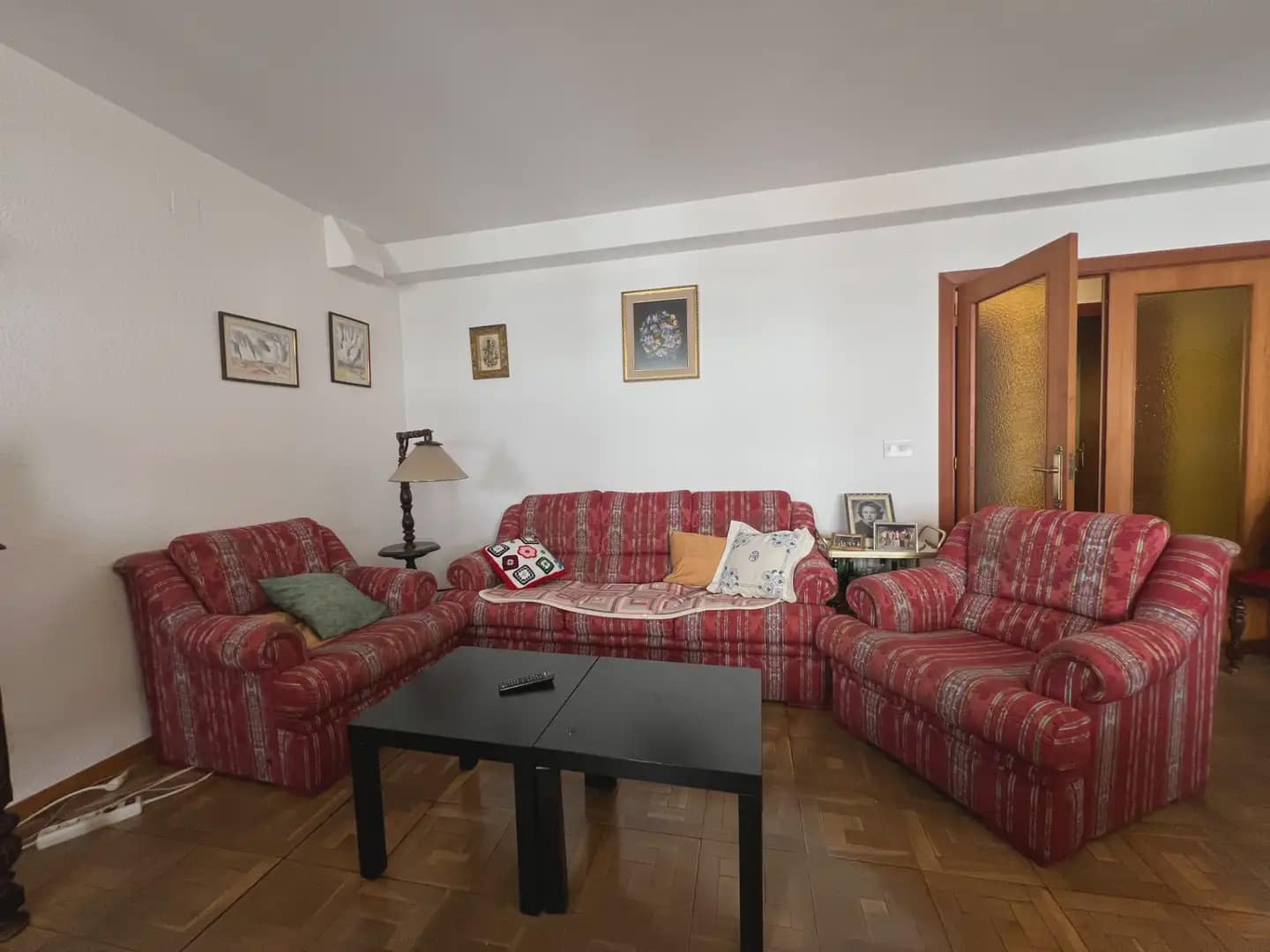 5 bedroom Flat for sale in Jaca with garage - € 330,000 (Ref: 9963515)