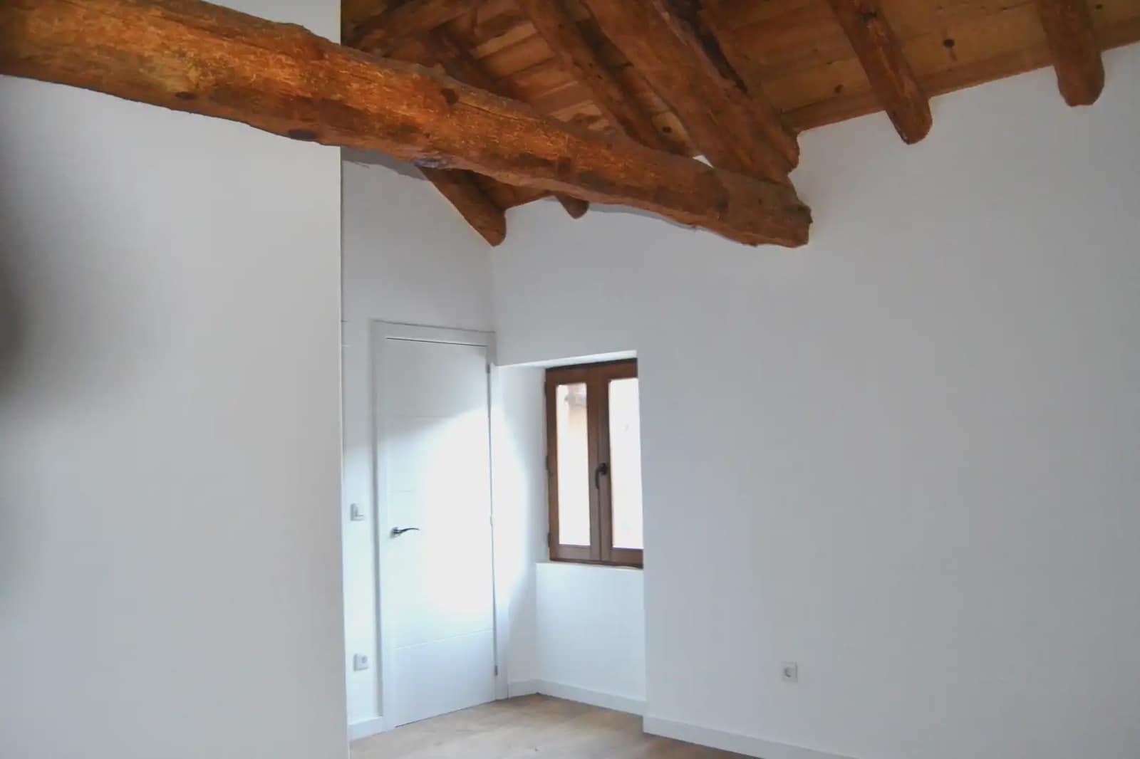 Finca/Casa Rural de 2 habitaciones en Santa Cruz de la Serós en venta - 250.000 € (Ref: 9963516)