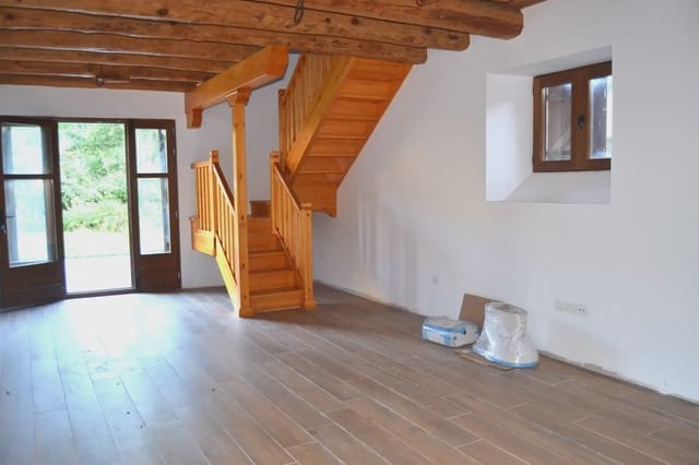 2 bedroom Finca/Country House for sale in Santa Cruz de la Serós - € 250,000 (Ref: 9963516)