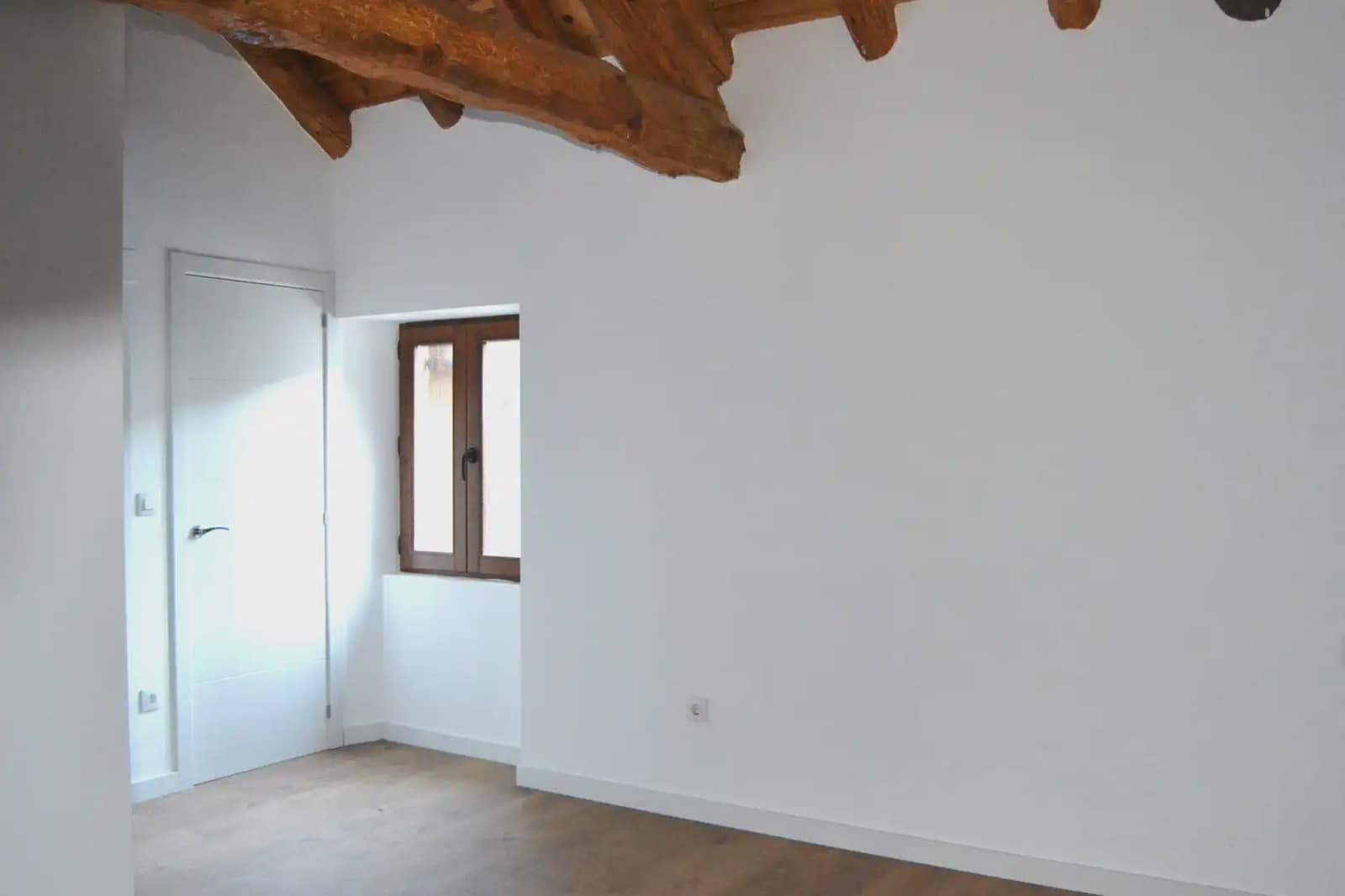 Finca/Casa Rural de 2 habitaciones en Santa Cruz de la Serós en venta - 250.000 € (Ref: 9963516)