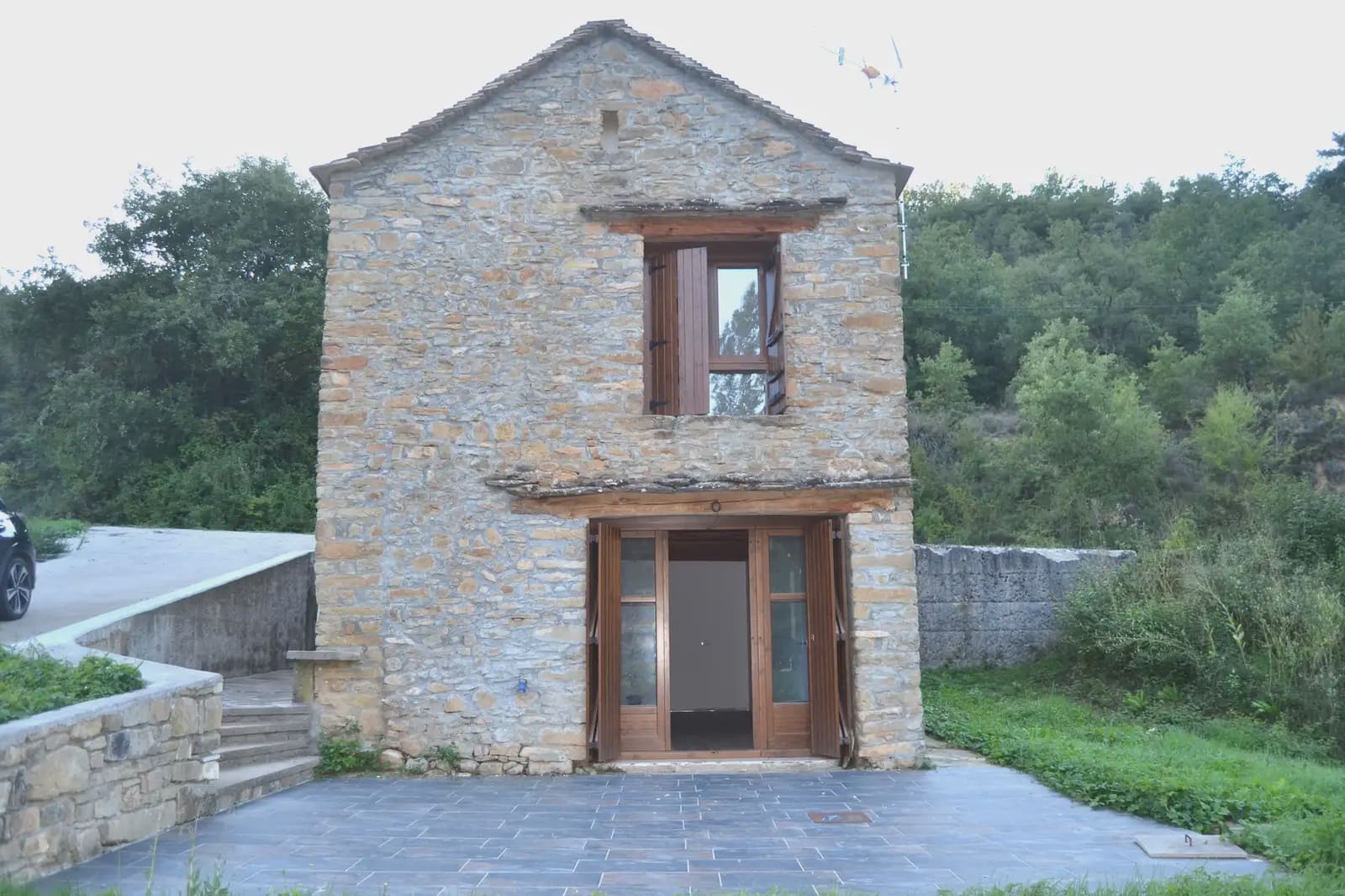 Finca/Casa Rural de 2 habitaciones en Santa Cruz de la Serós en venta - 250.000 € (Ref: 9963516)