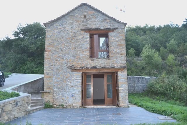 2 bedroom Finca/Country House for sale in Santa Cruz de la Serós - € 250,000 (Ref: 9963516)