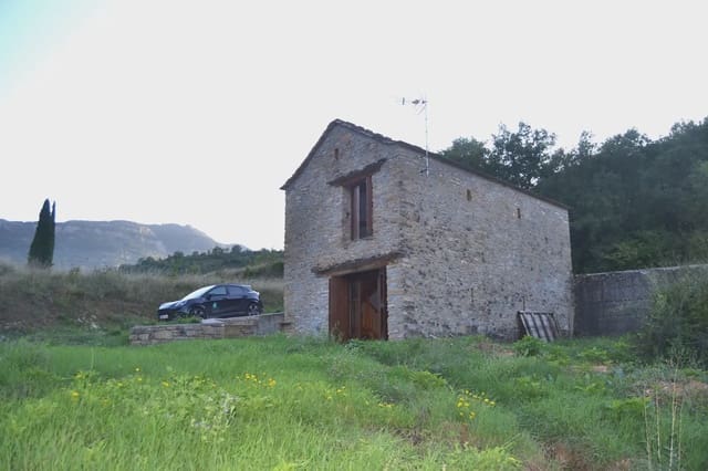 2 bedroom Finca/Country House for sale in Santa Cruz de la Serós - € 250,000 (Ref: 9963516)