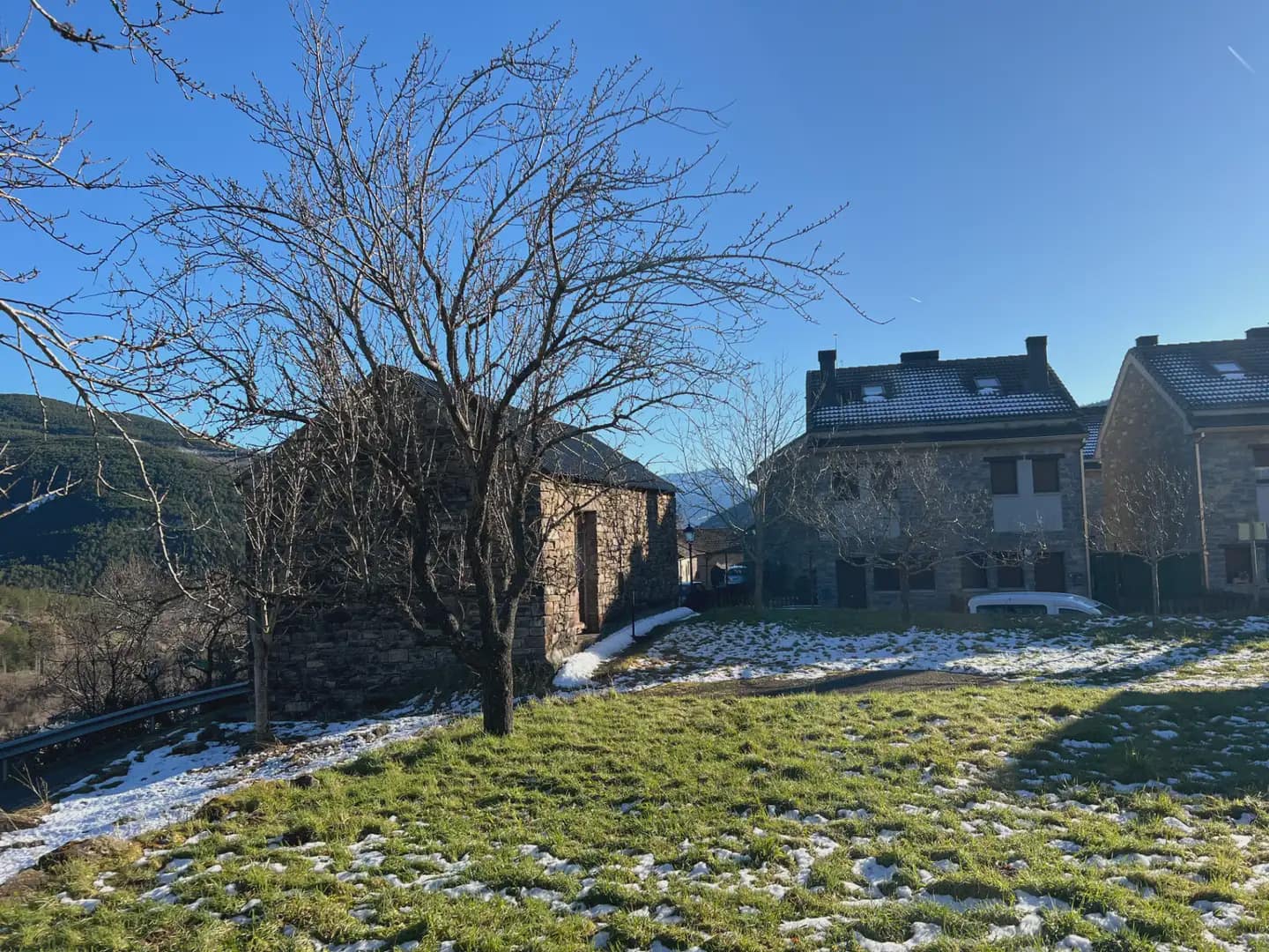 Building Plot for sale in Castiello de Jaca - € 500,000 (Ref: 9963517)