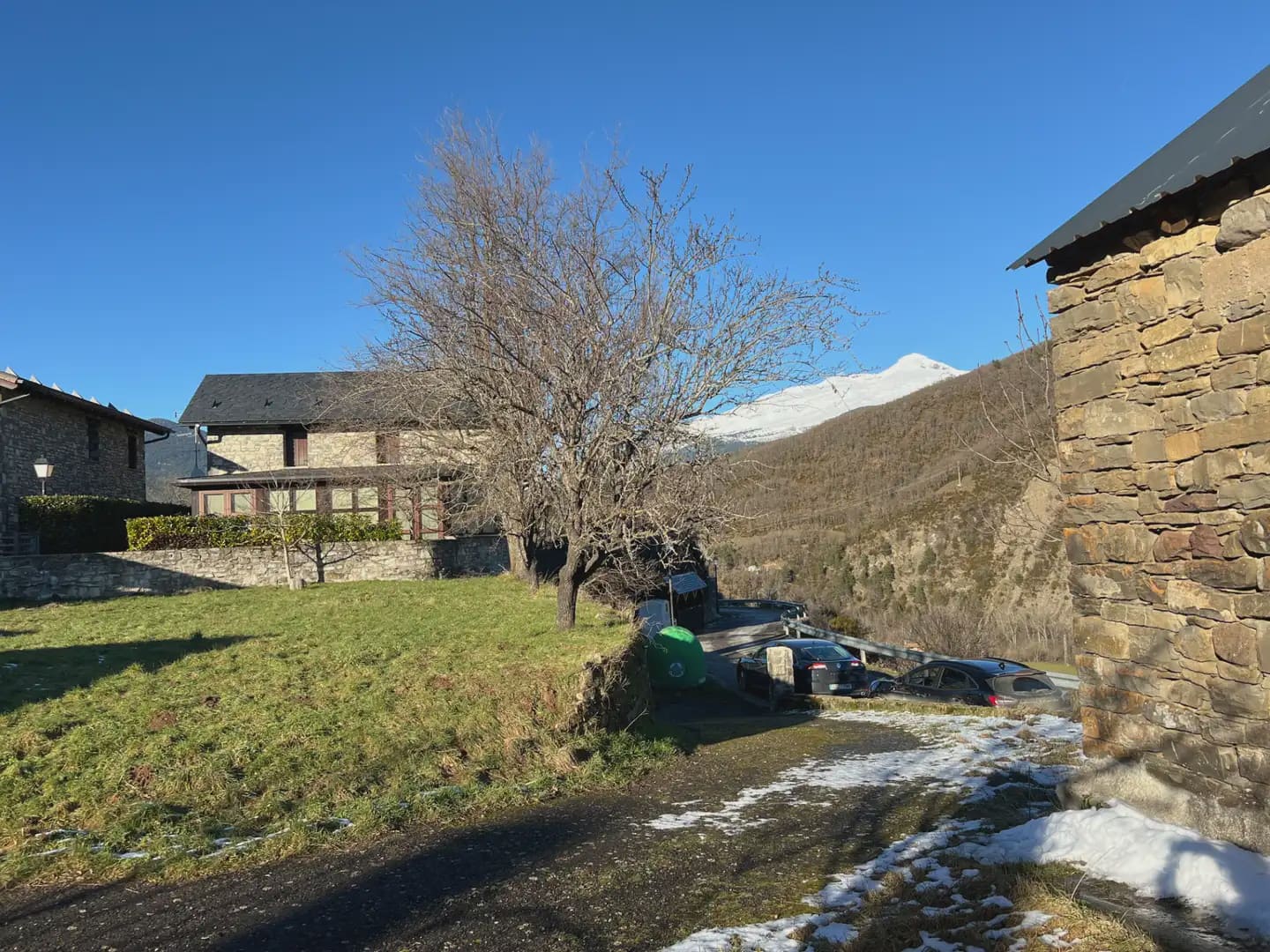 Building Plot for sale in Castiello de Jaca - € 500,000 (Ref: 9963517)