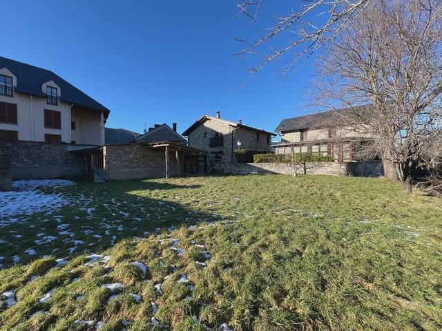 Building Plot for sale in Castiello de Jaca - € 500,000 (Ref: 9963517)