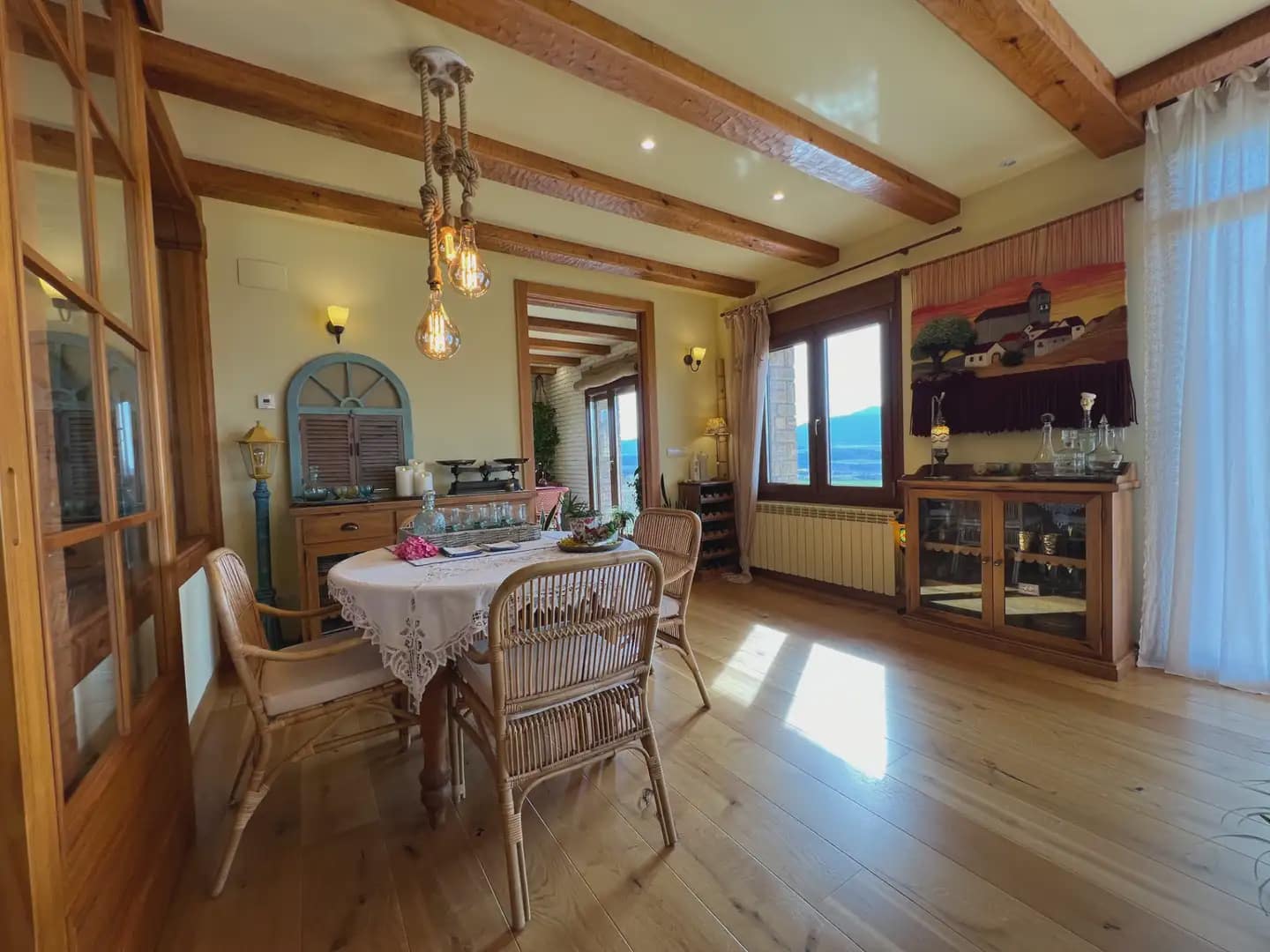 3 soveværelse Villa til salg i Jaca med garage - € 1.050.000 (Ref: 9963518)