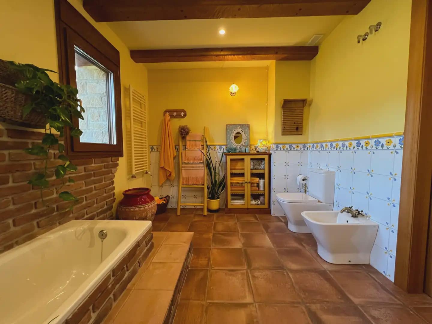 3 soveværelse Villa til salg i Jaca med garage - € 1.050.000 (Ref: 9963518)