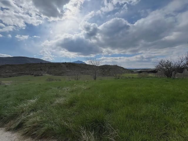 3 bedroom Finca/Country House for sale in Jaca - € 230,000 (Ref: 9963520)