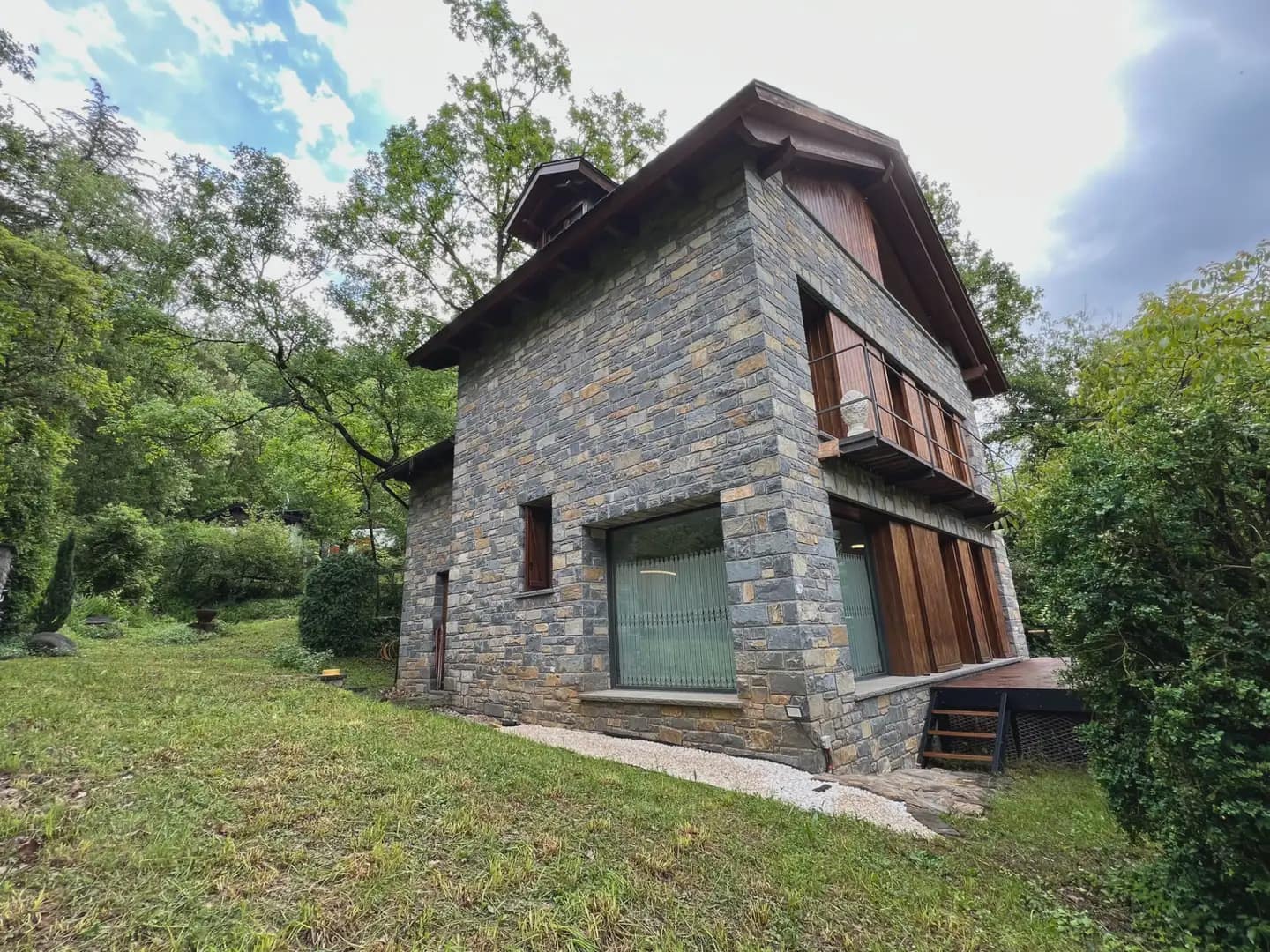 3 soveværelse Villa til salg i Broto - € 650.000 (Ref: 9963521)