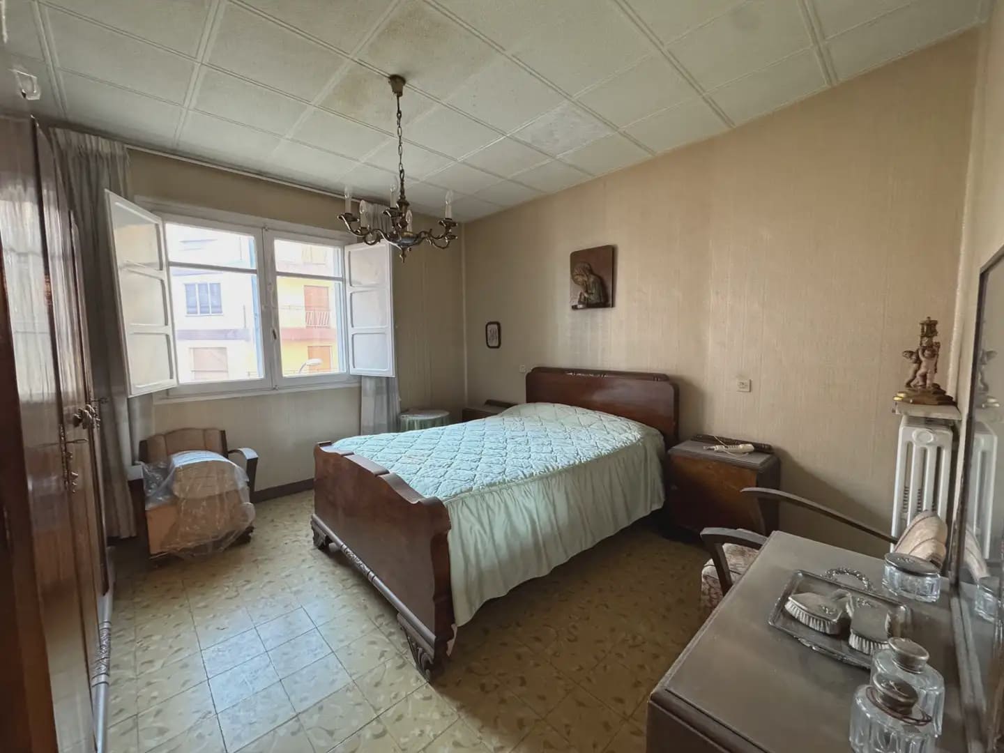Piso de 3 habitaciones en Jaca en venta - 230.000 € (Ref: 9963523)