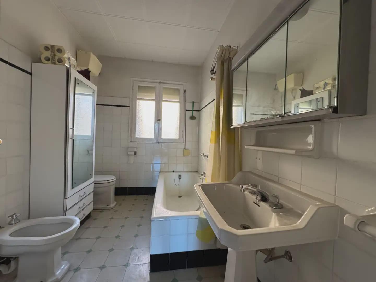 Piso de 3 habitaciones en Jaca en venta - 230.000 € (Ref: 9963523)