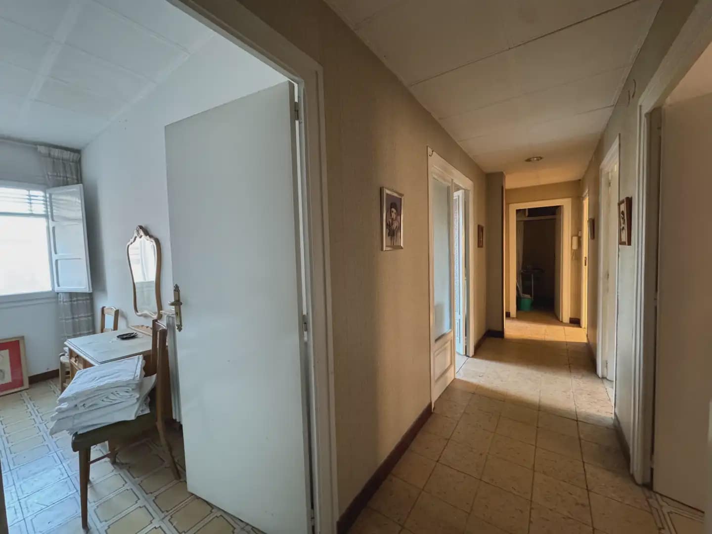 Piso de 3 habitaciones en Jaca en venta - 230.000 € (Ref: 9963523)