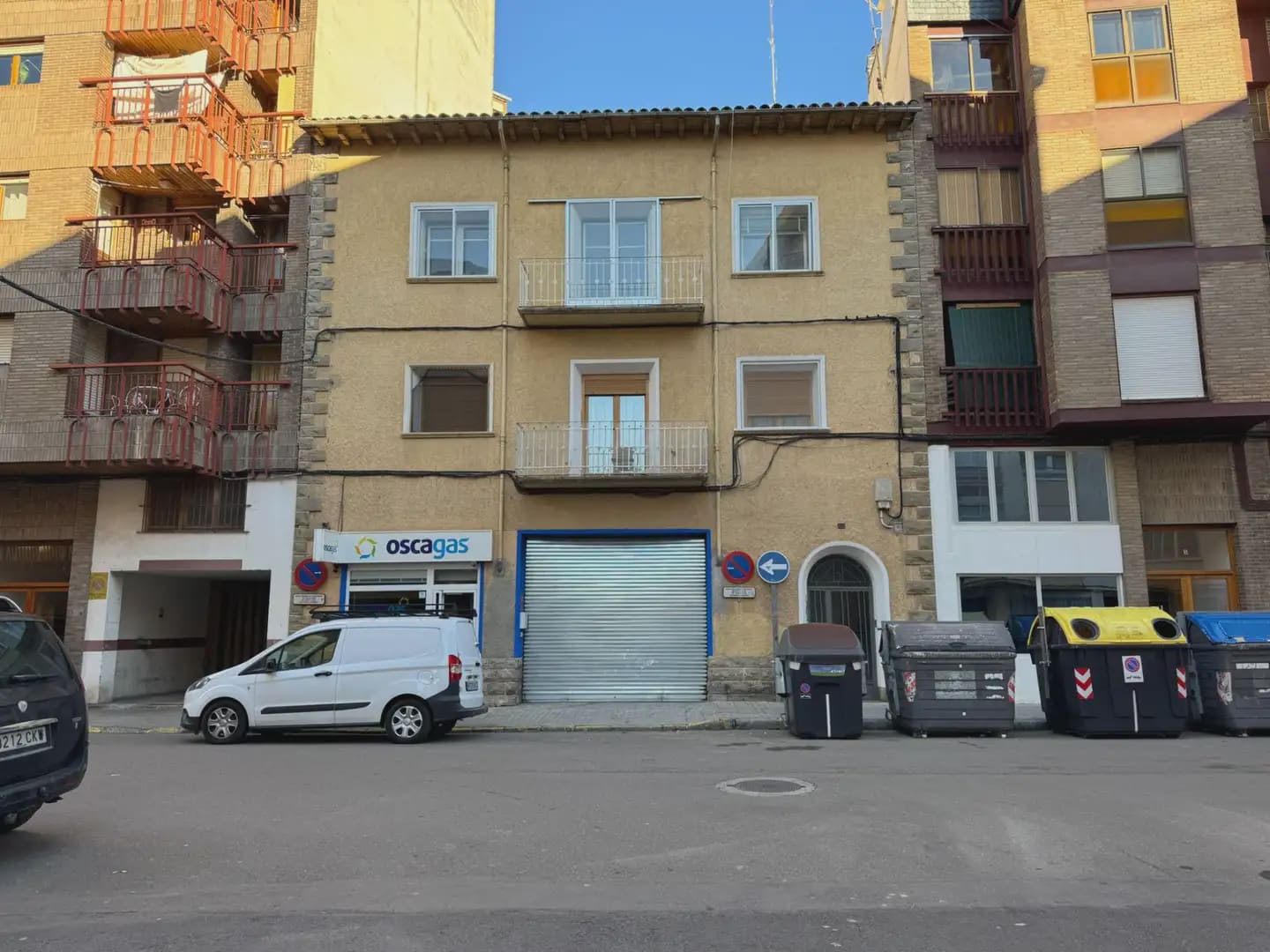 Piso de 3 habitaciones en Jaca en venta - 230.000 € (Ref: 9963523)