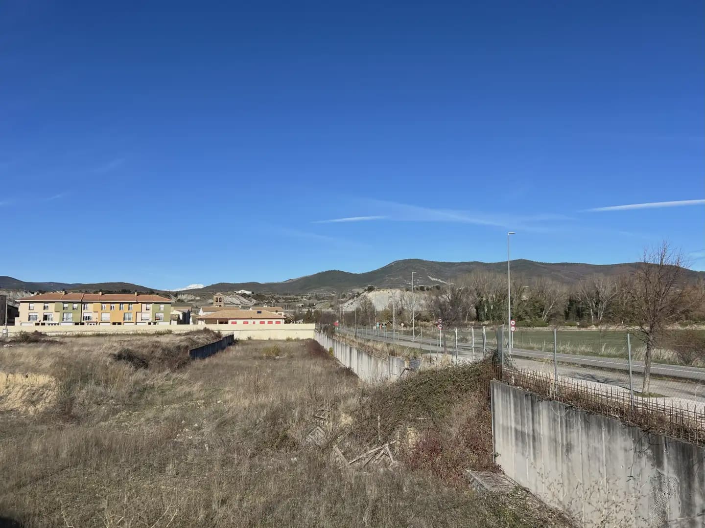 Terreno para Construção para venda em Santa Cilia - 3 800 000 € (Ref: 9963526)