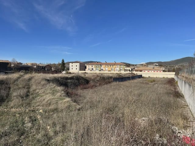 Byggetomt til salgs i Santa Cilia - € 3 800 000 (Ref: 9963526)