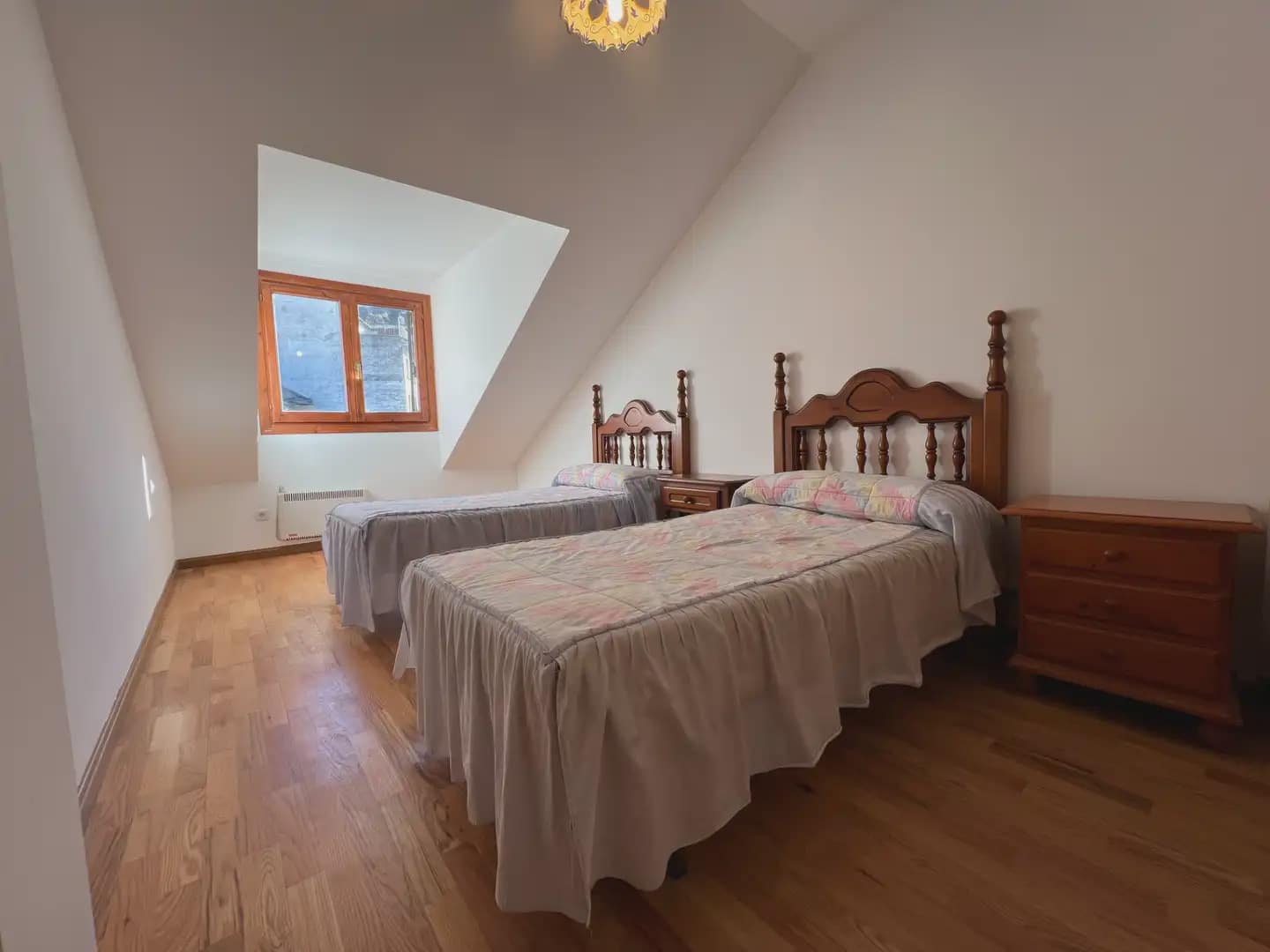Apartamento de 3 habitaciones en Broto en venta - 223.000 € (Ref: 9963528)