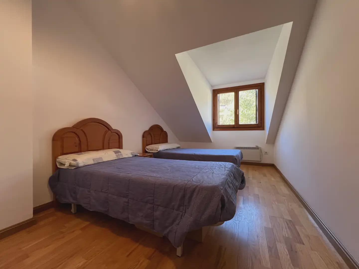 Apartamento de 3 habitaciones en Broto en venta - 223.000 € (Ref: 9963528)