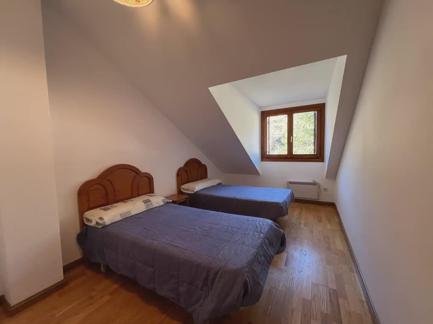 Apartamento de 3 habitaciones en Broto en venta - 223.000 € (Ref: 9963528)
