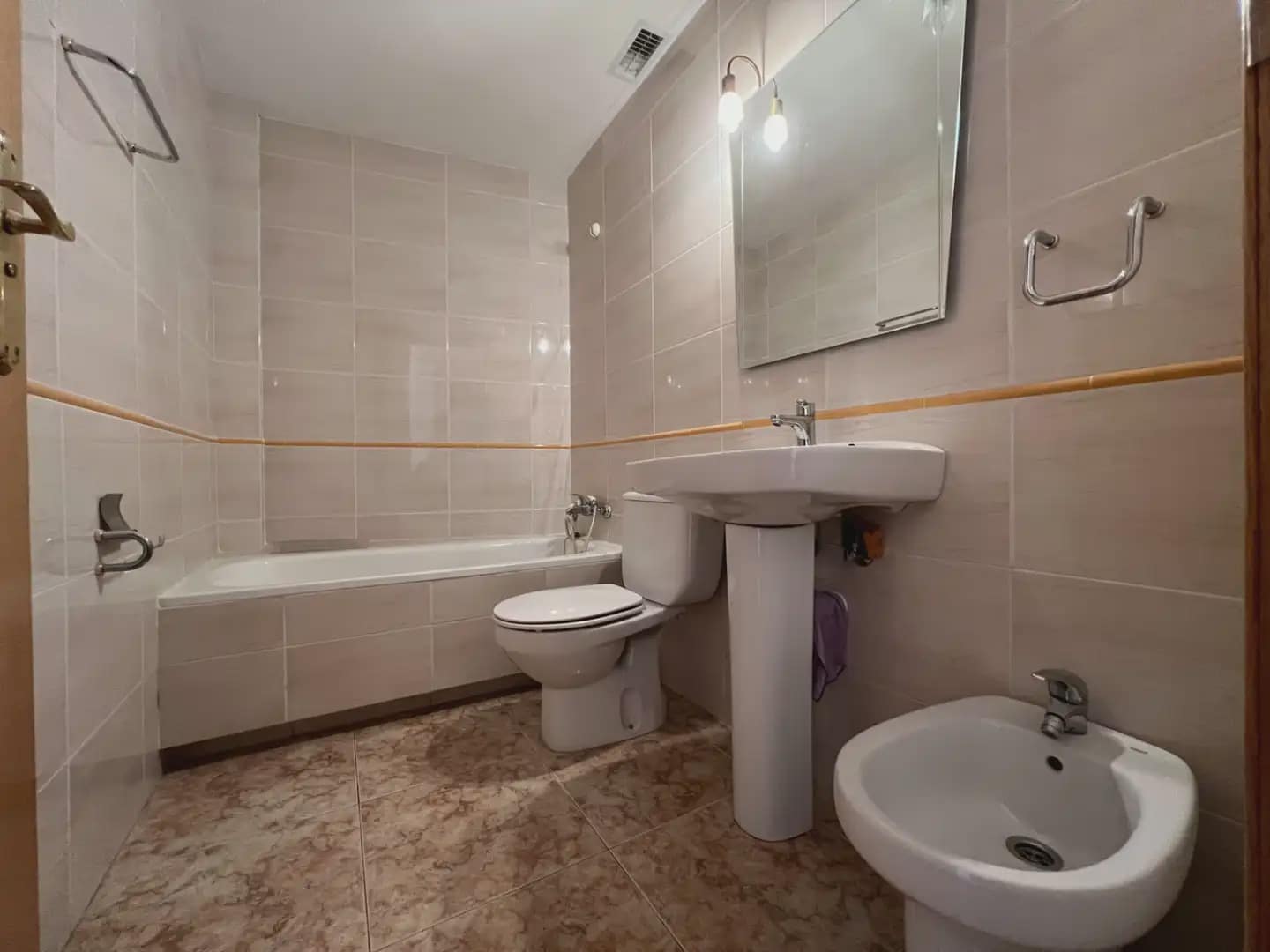 Apartamento de 3 habitaciones en Broto en venta - 223.000 € (Ref: 9963528)