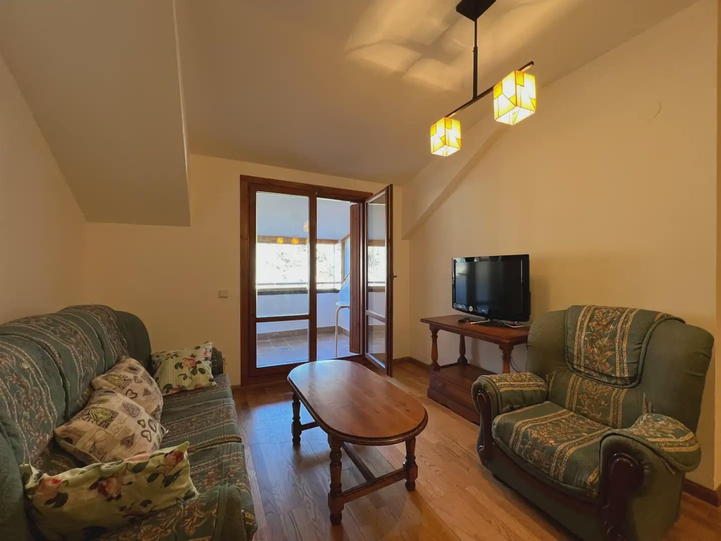 Apartamento de 3 habitaciones en Broto en venta - 223.000 € (Ref: 9963528)