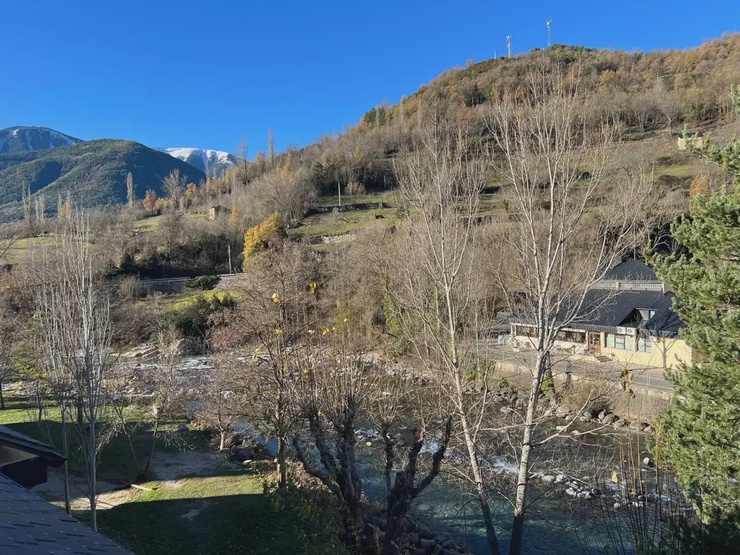 Apartamento de 3 habitaciones en Broto en venta - 223.000 € (Ref: 9963528)