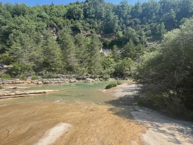Finca/Country House for sale in Broto - € 110,000 (Ref: 9963529)