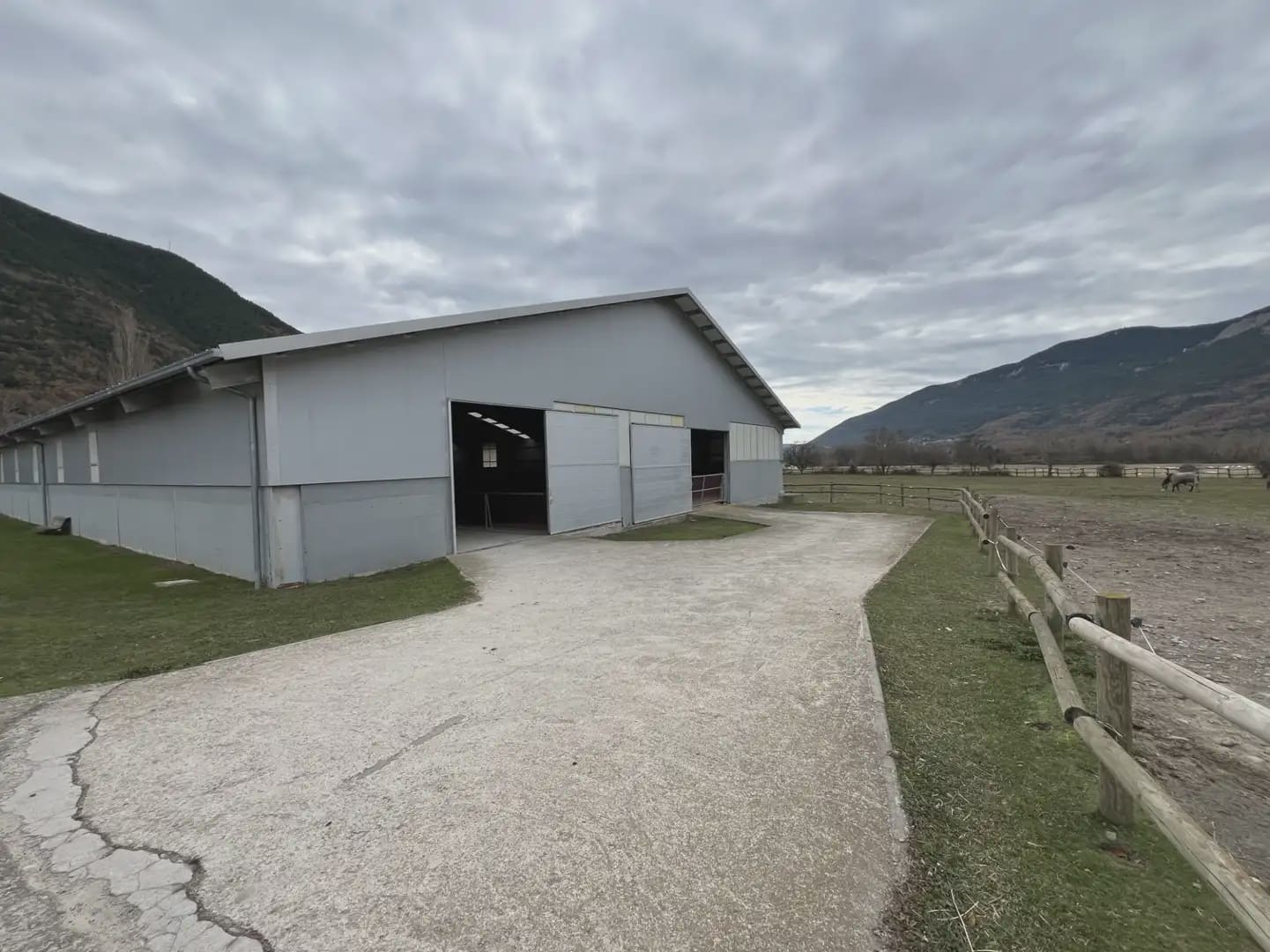 Finca/Country House for sale in Biescas - € 1,800,000 (Ref: 9963532)