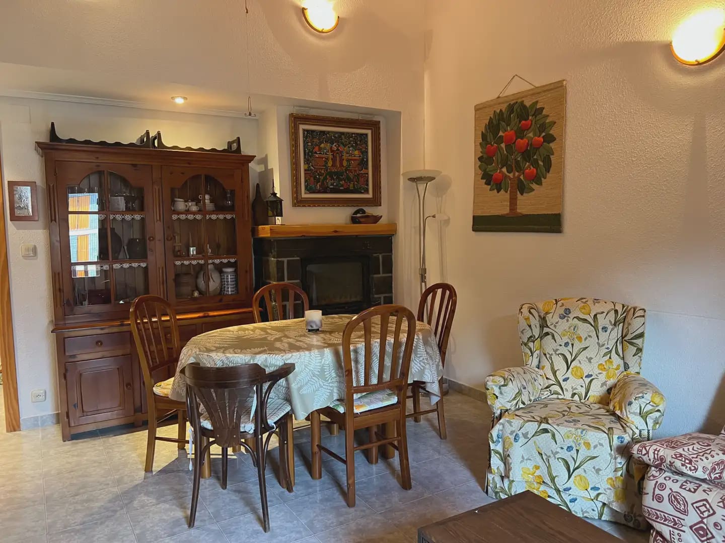 2 bedroom Apartment for sale in Biescas - € 290,000 (Ref: 9963533)