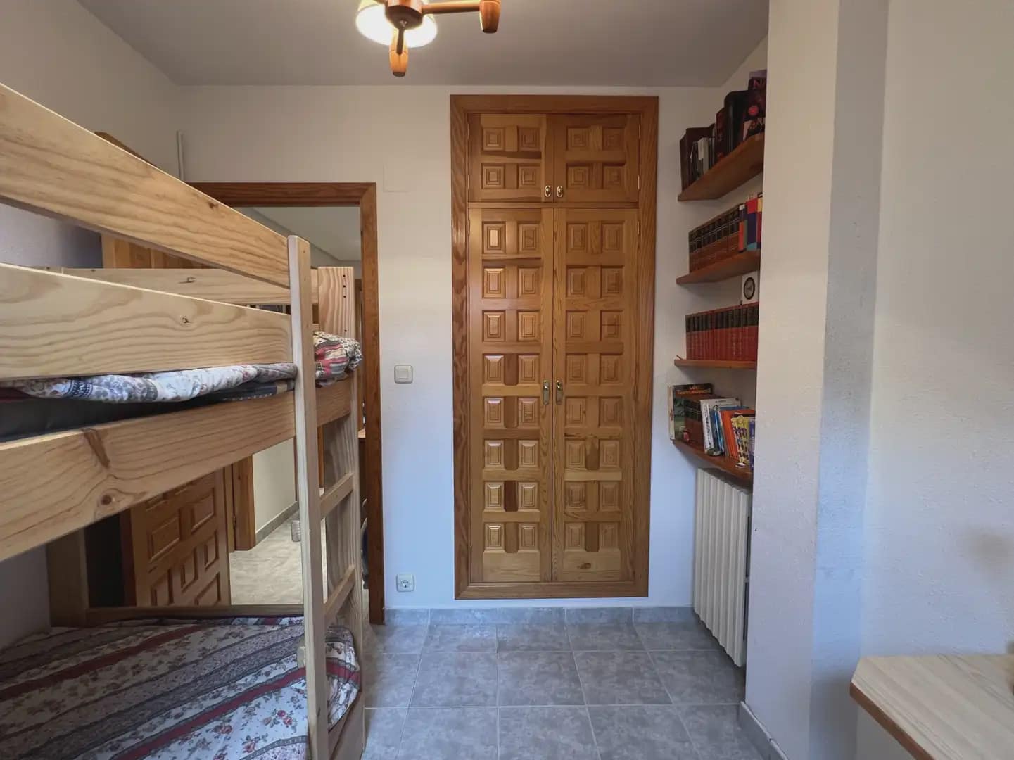 2 bedroom Apartment for sale in Biescas - € 290,000 (Ref: 9963533)