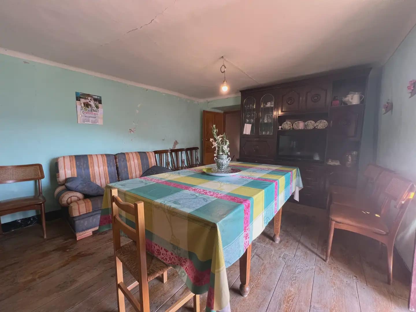 6 bedroom Finca/Country House for sale in Castiello de Jaca - € 299,000 (Ref: 9963534)