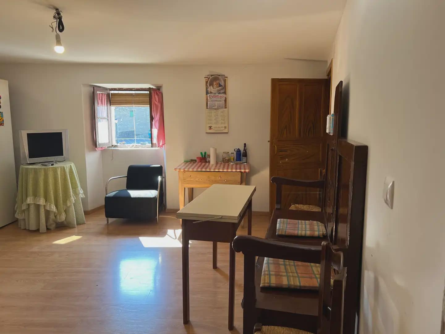 6 bedroom Finca/Country House for sale in Castiello de Jaca - € 299,000 (Ref: 9963534)