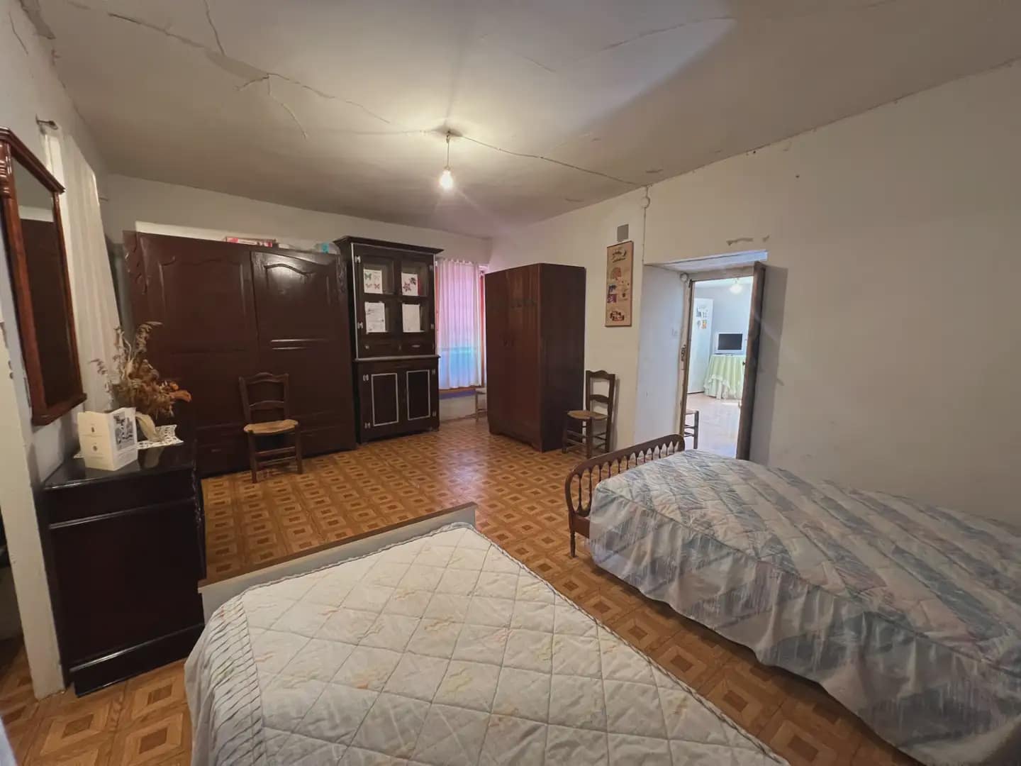 6 bedroom Finca/Country House for sale in Castiello de Jaca - € 299,000 (Ref: 9963534)