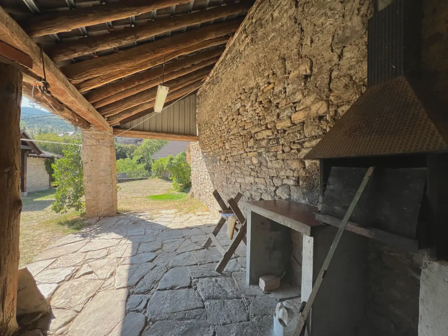 6 bedroom Finca/Country House for sale in Castiello de Jaca - € 299,000 (Ref: 9963534)