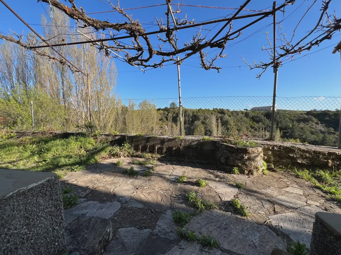 4 bedroom Finca/Country House for sale in Canal de Berdun - € 168,000 (Ref: 9963535)