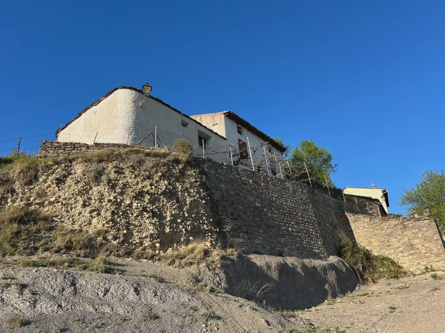 4 bedroom Finca/Country House for sale in Canal de Berdun - € 168,000 (Ref: 9963535)