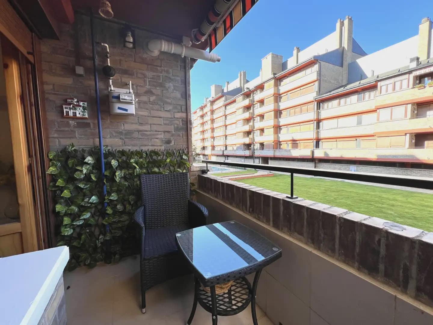 3 bedroom Flat for sale in Jaca - € 299,000 (Ref: 9963540)