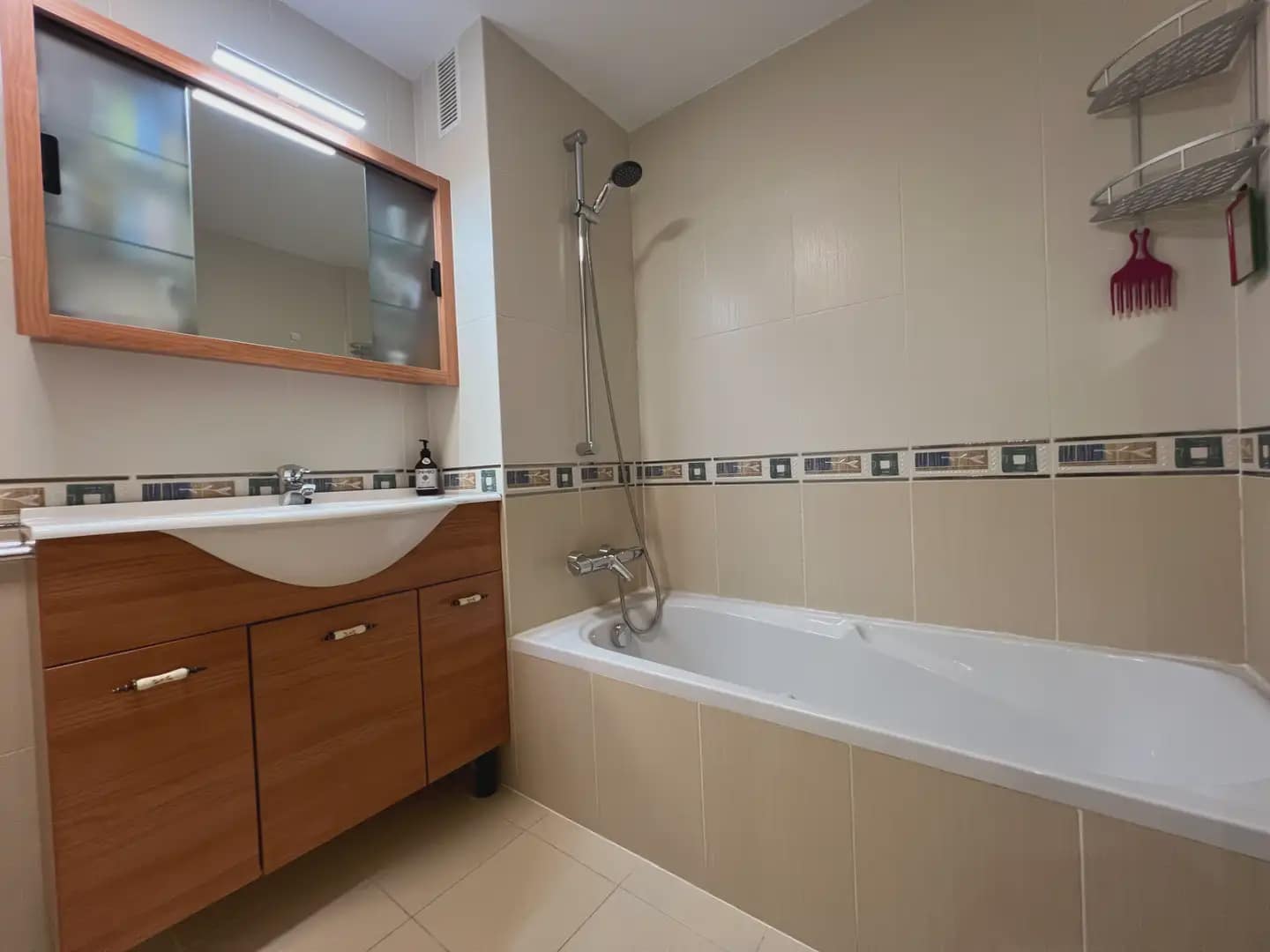 3 bedroom Flat for sale in Jaca - € 299,000 (Ref: 9963540)