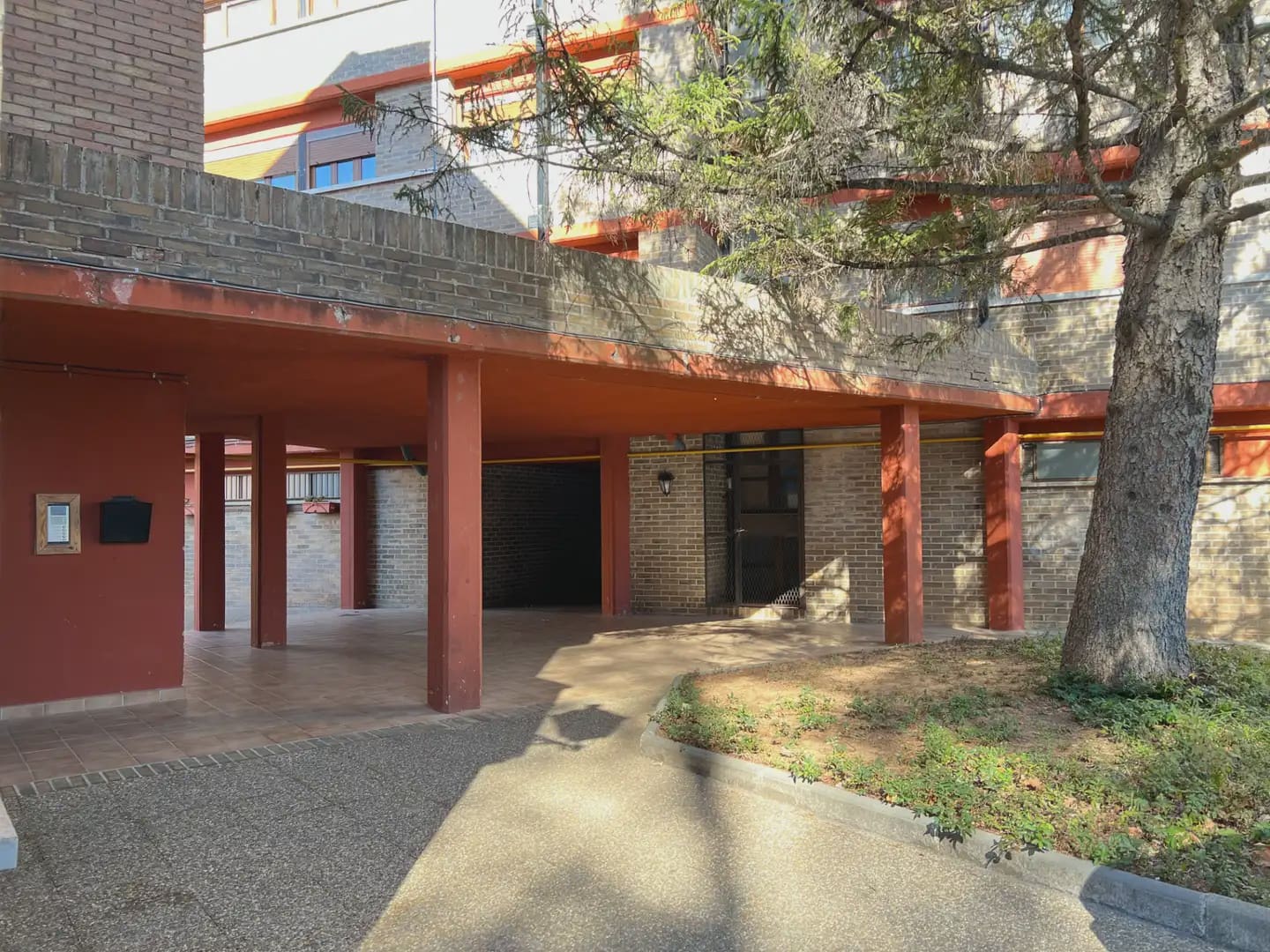 3 bedroom Flat for sale in Jaca - € 299,000 (Ref: 9963540)