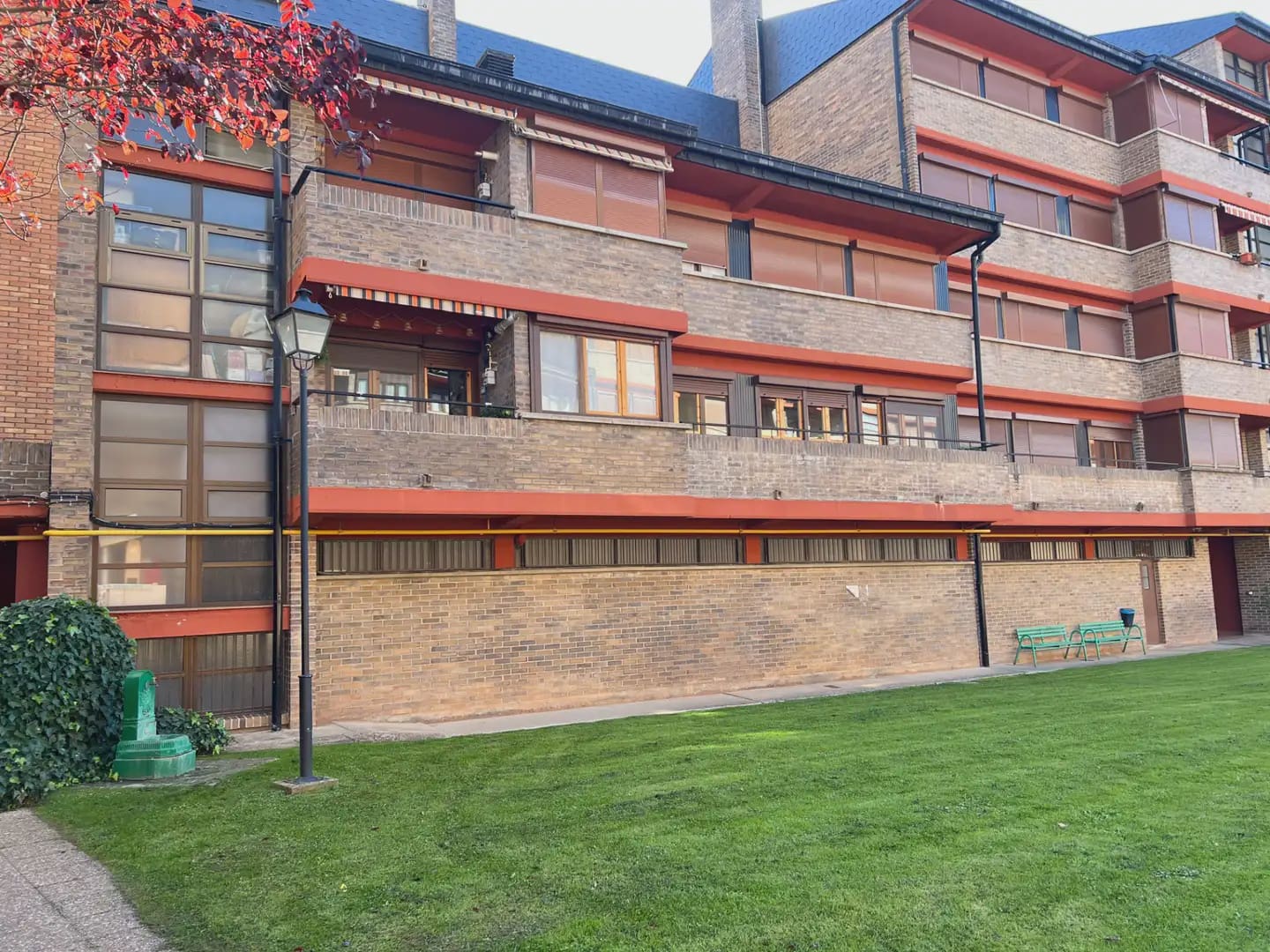 3 bedroom Flat for sale in Jaca - € 299,000 (Ref: 9963540)