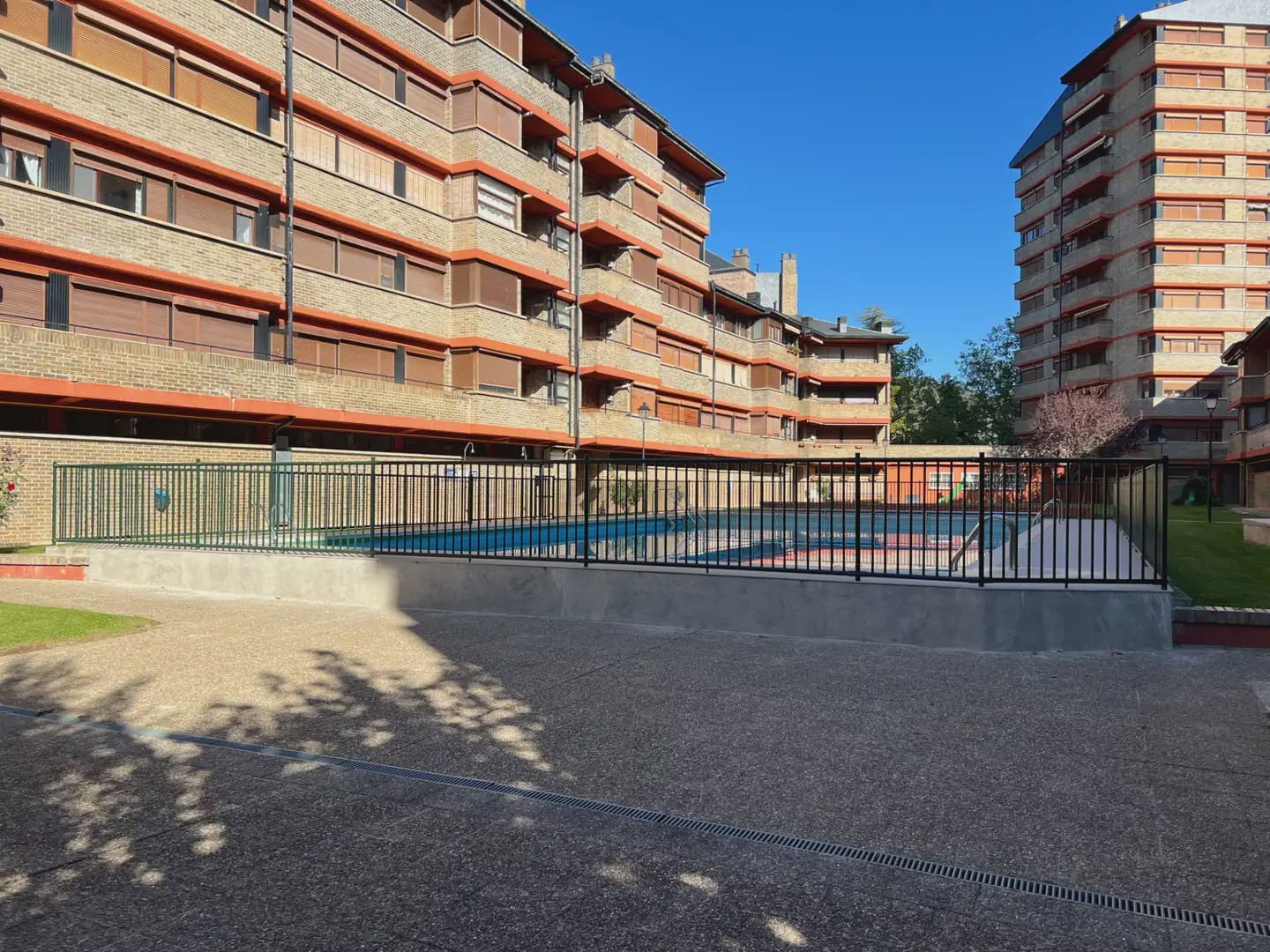 3 bedroom Flat for sale in Jaca - € 299,000 (Ref: 9963540)