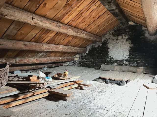 3 makuuhuone Omakotitalo myytävänä paikassa Valle de Hecho - 80 000 € (Ref: 9963541)