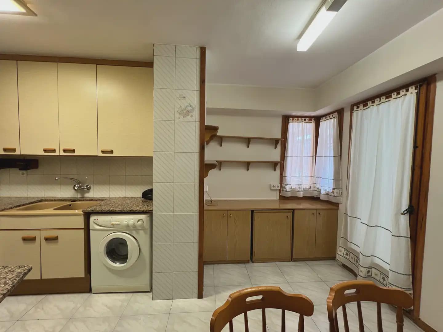 2 makuuhuone Asunto myytävänä paikassa Jaca mukana uima-altaan - 279 000 € (Ref: 9986198)