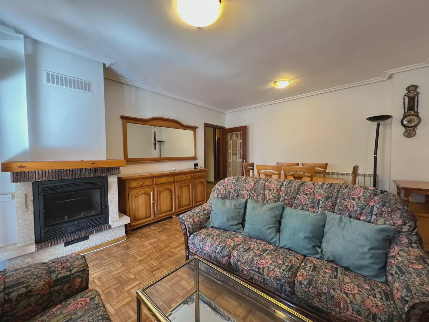 2 makuuhuone Asunto myytävänä paikassa Jaca mukana uima-altaan - 279 000 € (Ref: 9986198)