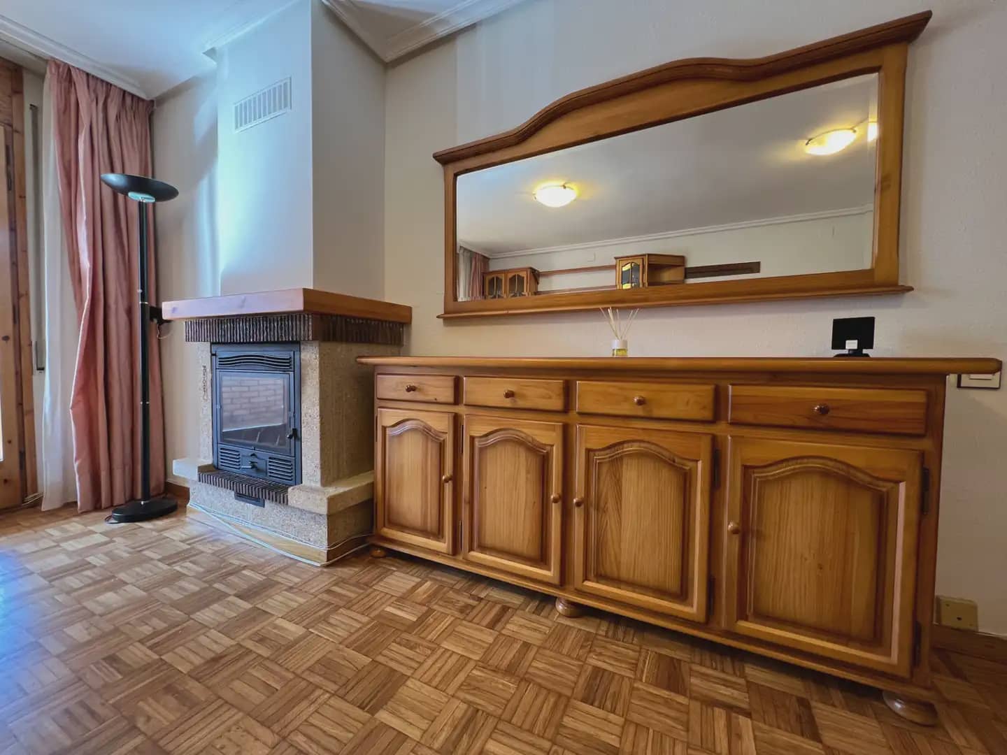 2 makuuhuone Asunto myytävänä paikassa Jaca mukana uima-altaan - 279 000 € (Ref: 9986198)