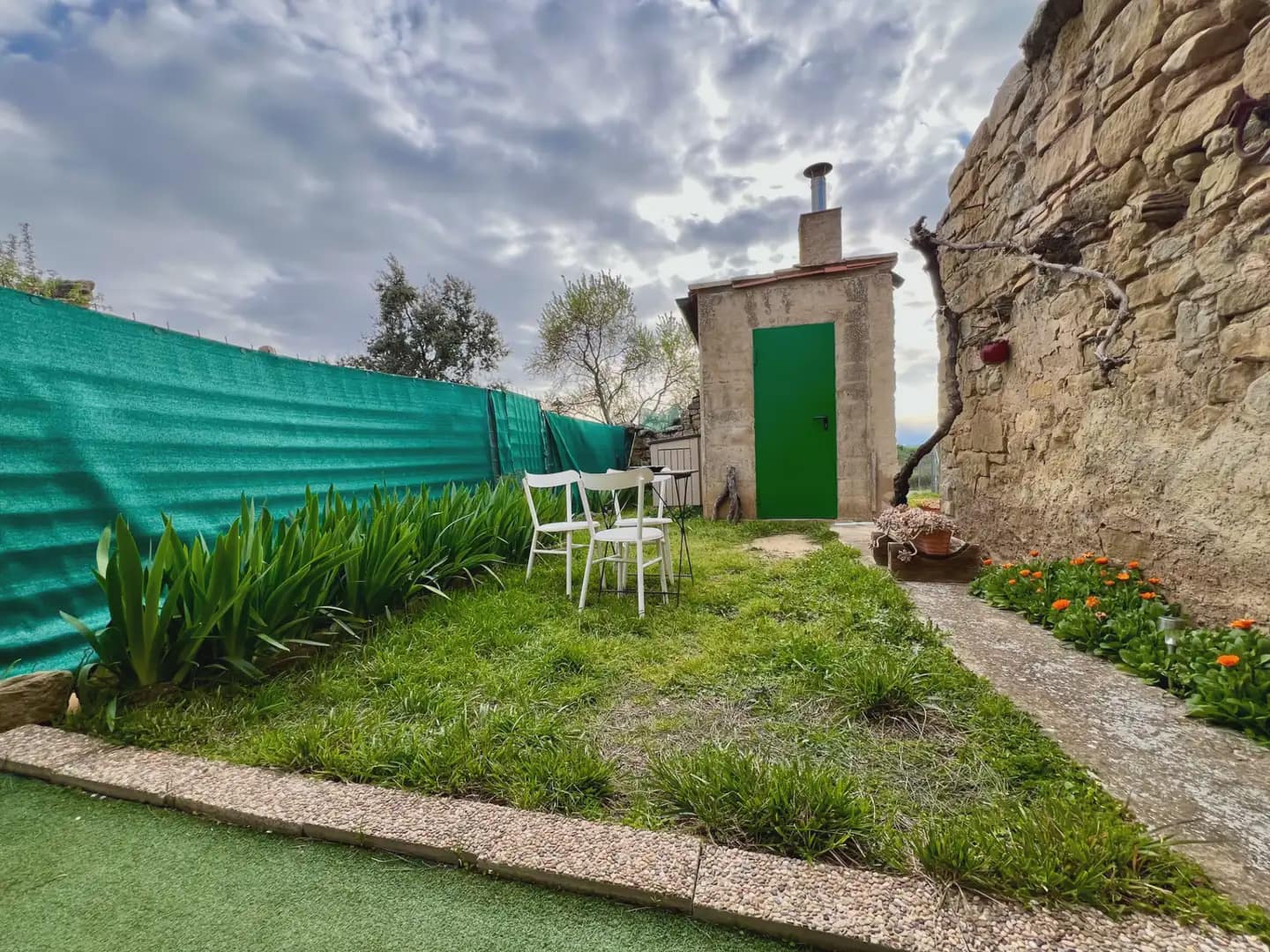 3 bedroom Finca/Country House for sale in Ayerbe - € 259,000 (Ref: 9986200)