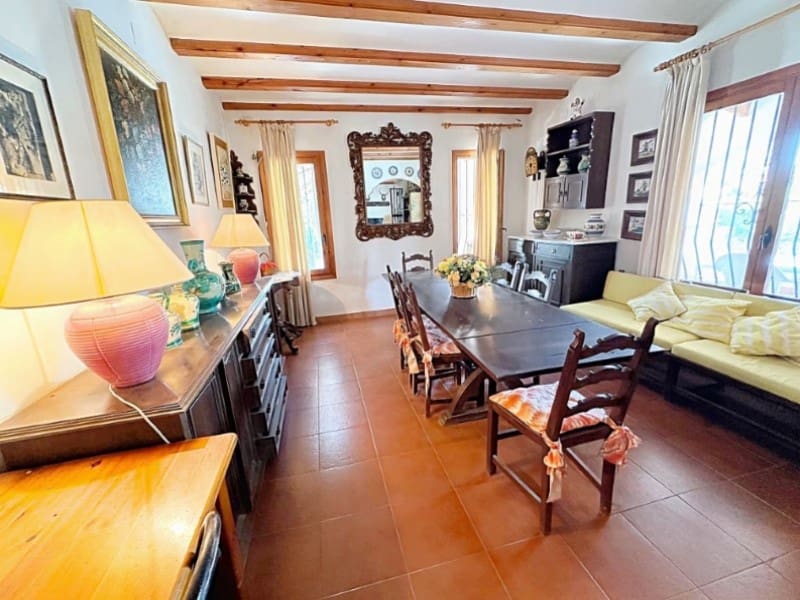 4 soverom Villa til salgs i Calpe / Calp med svømmebasseng - € 710 000 (Ref: 9640530)