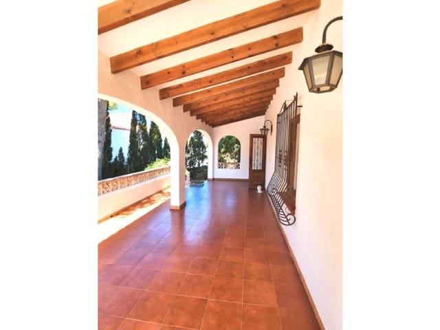 4 soverom Villa til salgs i Calpe / Calp med svømmebasseng - € 710 000 (Ref: 9640530)